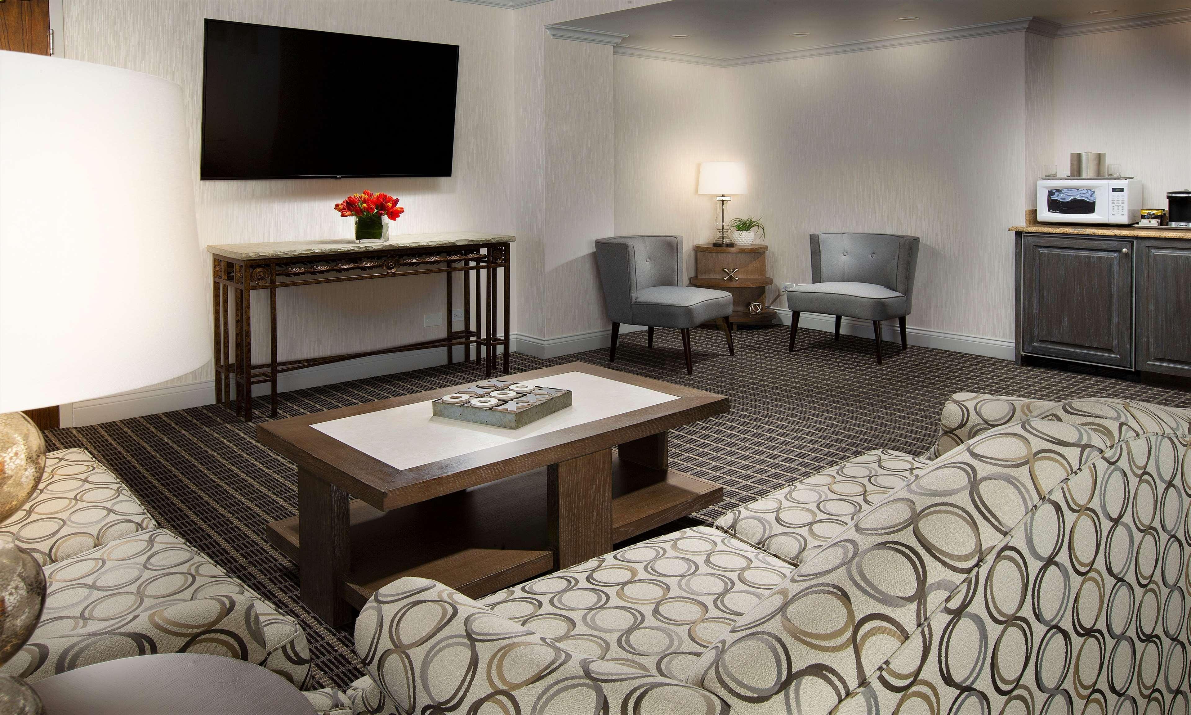 Hilton Chicago/Northbrook Hotel Bagian luar foto