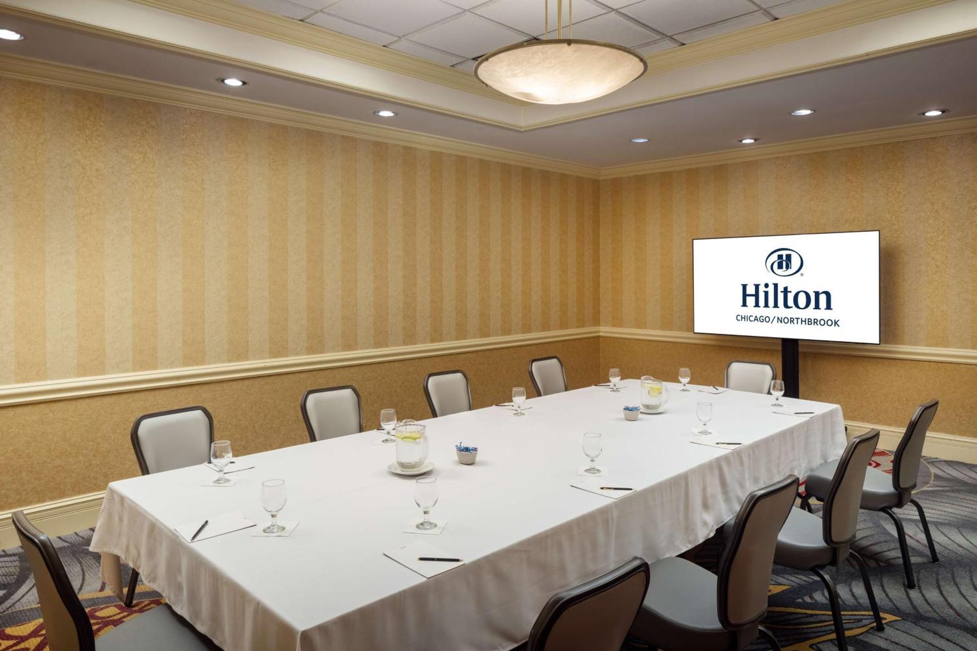 Hilton Chicago/Northbrook Hotel Bagian luar foto